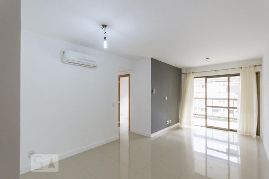 Sala de apartamento à venda com 3 quartos, 80m² em Freguesia (jacarepaguá), Rio de Janeiro