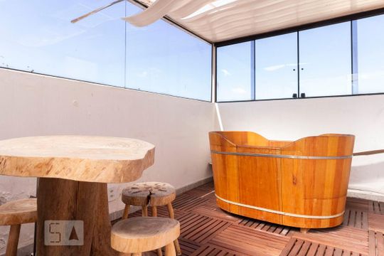 Ofurô de casa à venda com 4 quartos, 260m² em Vila Ema, São Paulo