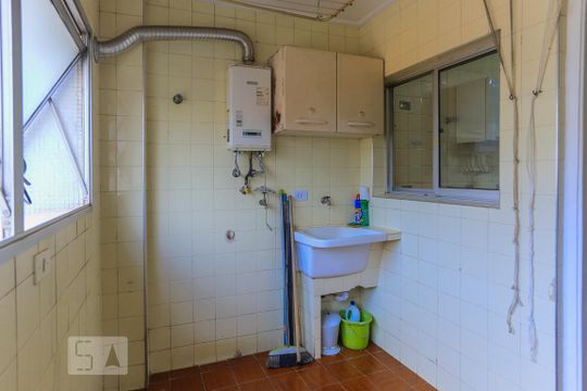 Área de Serviço de apartamento para alugar com 2 quartos, 76m² em Perdizes, São Paulo