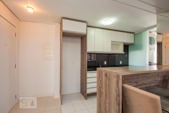 Cozinha de apartamento à venda com 3 quartos, 84m² em Jardim Botânico, Porto Alegre
