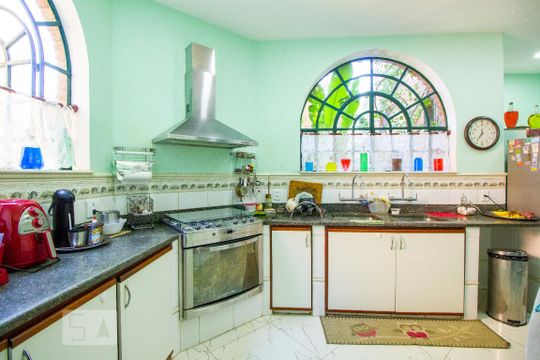 Cozinha de casa de condomínio à venda com 4 quartos, 600m² em Itanhangá, Rio de Janeiro
