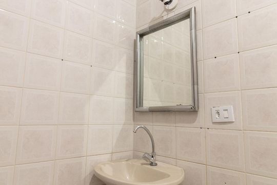 Banheiro de casa à venda com 3 quartos, 500m² em Vila Congonhas, São Paulo