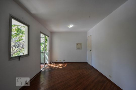 Sala de apartamento para alugar com 3 quartos, 129m² em Jardim Taquaral, São Paulo