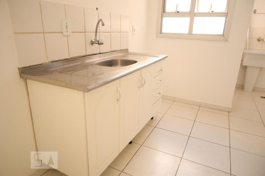 Cozinha de apartamento para alugar com 3 quartos, 68m² em Jardim Shangai, Jundiaí