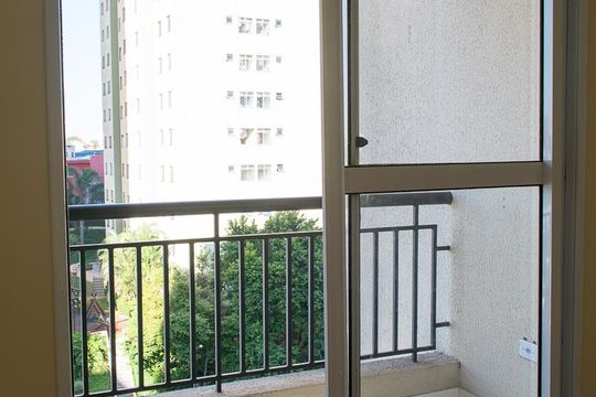 VARANDA SALA de apartamento à venda com 2 quartos, 53m² em Vila Cruz das Almas, São Paulo
