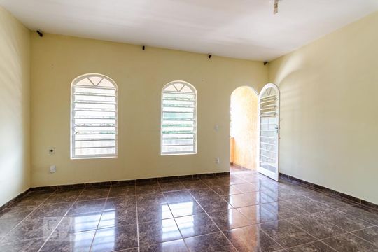 Sala de casa à venda com 2 quartos, 125m² em Jardim Campos Elíseos, Campinas