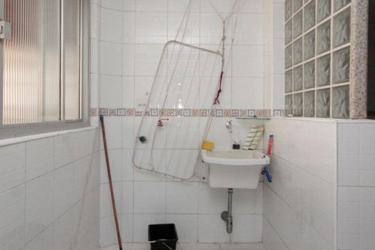 Área de Serviço de apartamento para alugar com 3 quartos, 183m² em Higienópolis, São Paulo