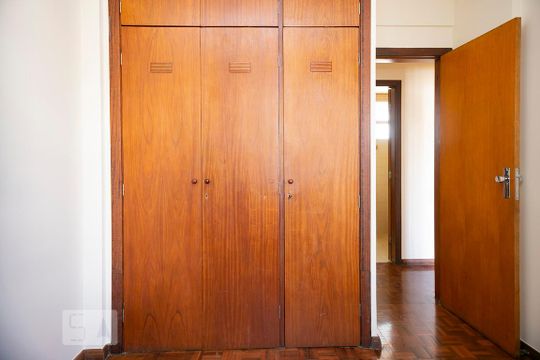 Quarto de apartamento à venda com 2 quartos, 70m² em Santa Efigenia, Belo Horizonte