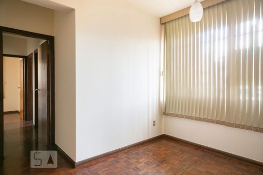Apartamento à venda com 2 quartos, 70m² em Santa Efigenia, Belo Horizonte