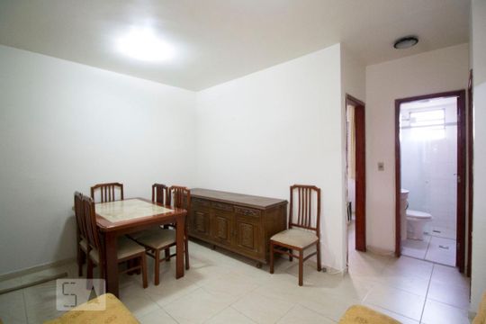 Sala de apartamento à venda com 2 quartos, 50m² em Santa Efigenia, Belo Horizonte