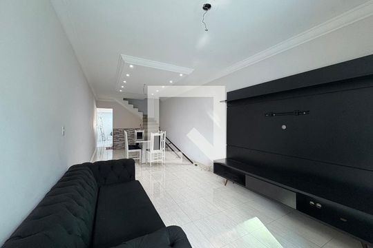 Sala de casa à venda com 3 quartos, 137m² em Vila Alzira, Santo André