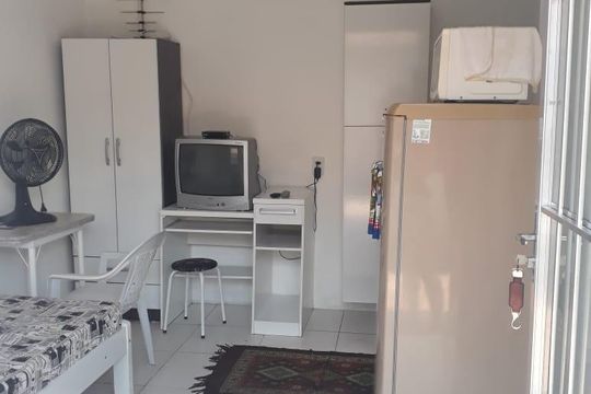 Cozinha de kitnet/studio para alugar com 1 quarto, 40m² em Partenon, Porto Alegre