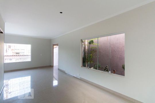 Sala de casa para alugar com 3 quartos, 150m² em Planalto Paulista, São Paulo