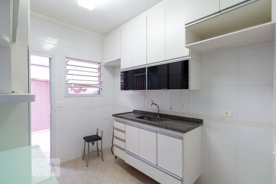 Cozinha de casa para alugar com 3 quartos, 150m² em Planalto Paulista, São Paulo