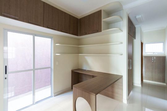 Escritório de casa para alugar com 3 quartos, 150m² em Planalto Paulista, São Paulo