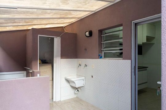 Área de serviço de casa para alugar com 3 quartos, 150m² em Planalto Paulista, São Paulo