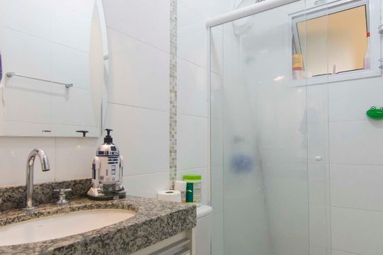 Banheiro de apartamento para alugar com 2 quartos, 45m² em Vila Dom Pedro Ii, São Paulo