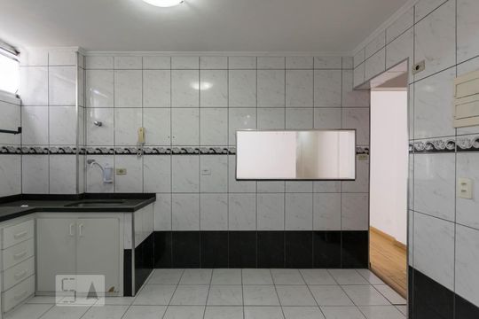 Cozinha de apartamento à venda com 2 quartos, 82m² em Vila Monumento, São Paulo
