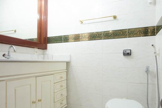 Banheiro da suite de apartamento para alugar com 3 quartos, 126m² em Lagoa, Rio de Janeiro
