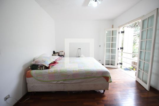 Quarto 1 de casa para alugar com 4 quartos, 210m² em Lar São Paulo, São Paulo