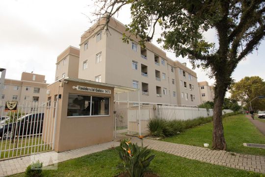 Fachada de apartamento para alugar com 2 quartos, 50m² em Uberaba, Curitiba