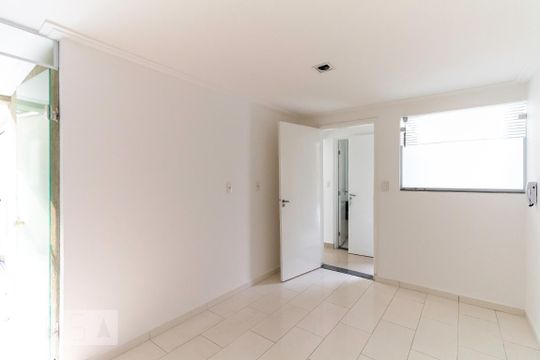 Cozinha de casa de condomínio para alugar com 3 quartos, 114m² em Vila Moinho Velho, São Paulo