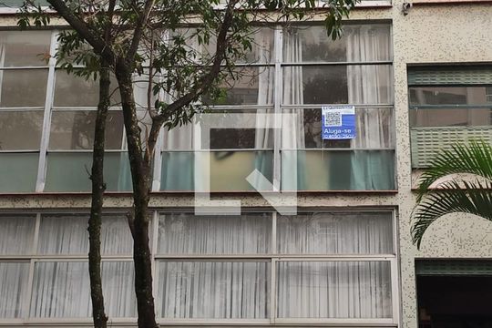 foto da plaquinha de apartamento para alugar com 3 quartos, 137m² em Santa Cecília, São Paulo
