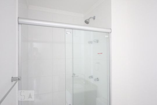 banheiro de apartamento à venda com 3 quartos, 84m² em Parque Reboucas, São Paulo
