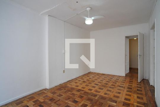 Sala 1 de apartamento para alugar com 4 quartos, 139m² em Petrópolis, Porto Alegre
