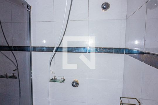 Banheiro Social de apartamento à venda com 3 quartos, 194m² em Asa Norte, Brasília