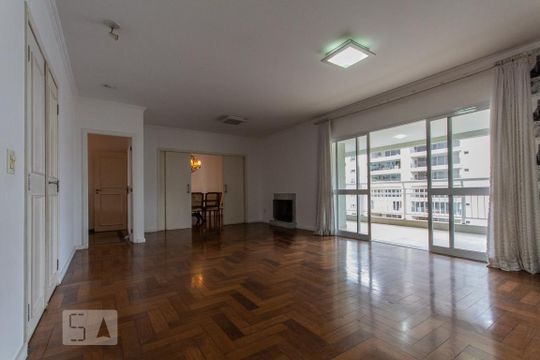 Apartamento à venda com 4 quartos, 248m² em Vila Suzana, São Paulo