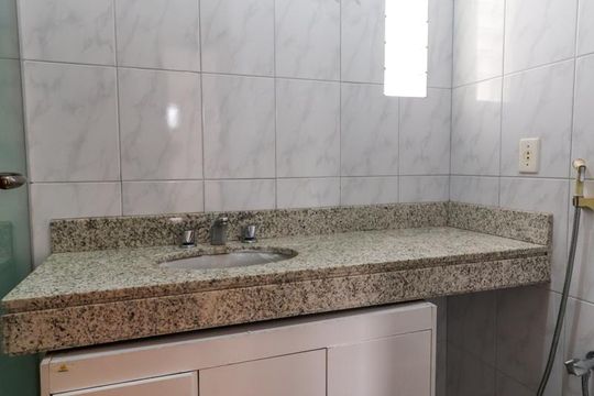 Banheiro 1 de apartamento para alugar com 2 quartos, 74m² em Recreio dos Bandeirantes, Rio de Janeiro