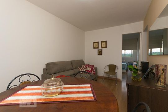 Sala de apartamento à venda com 2 quartos, 70m² em Vila Guarani (z Sul), São Paulo