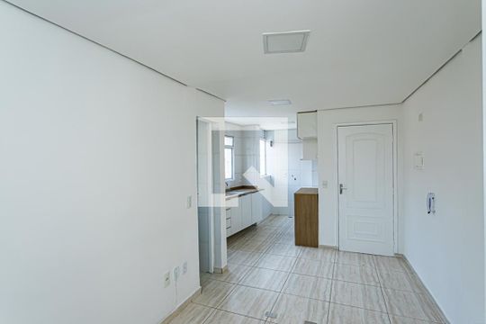Sala e quarto de kitnet/studio para alugar com 1 quarto, 40m² em Vila Barbosa, São Paulo
