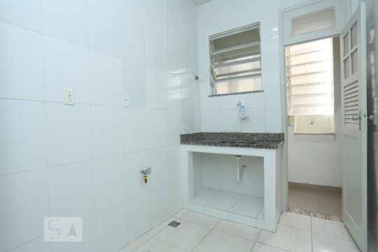 Cozinha de apartamento à venda com 3 quartos, 110m² em Copacabana, Rio de Janeiro