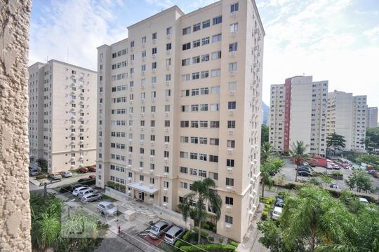 Sala de apartamento para alugar com 2 quartos, 54m² em Jacarepaguá, Rio de Janeiro