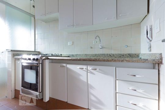 Cozinha de apartamento à venda com 2 quartos, 53m² em Vila Mazzei, São Paulo