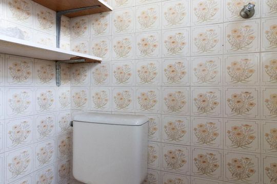 Banheiro de Serviço de apartamento à venda com 2 quartos, 53m² em Vila Mazzei, São Paulo