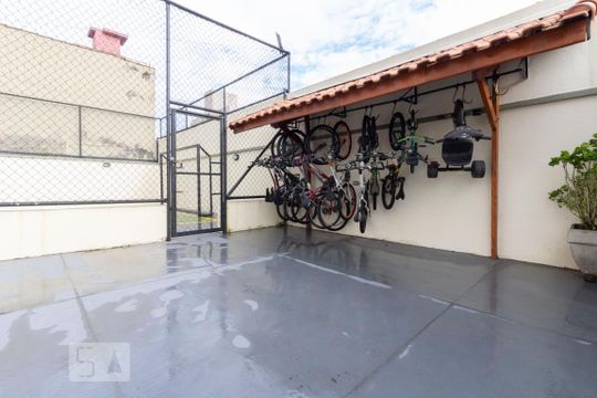Bicicletário de apartamento à venda com 2 quartos, 53m² em Vila Mazzei, São Paulo
