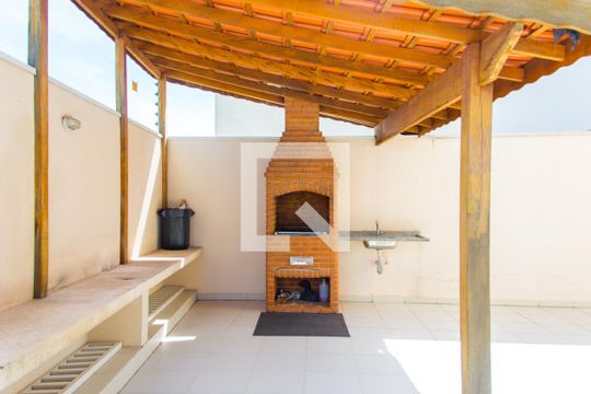 Área comum - Churrasqueira de apartamento para alugar com 2 quartos, 58m² em Vila Valparaíso, Santo André