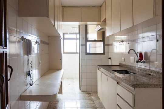 Cozinha de apartamento à venda com 3 quartos, 75m² em Planalto Paulista, São Paulo