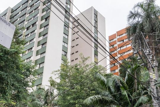 Fachada do Prédio de apartamento para alugar com 4 quartos, 175m² em Santo Amaro, São Paulo