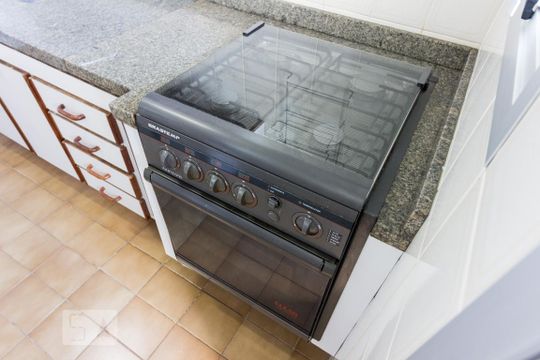 Cozinha de apartamento para alugar com 2 quartos, 67m² em Santana., São Paulo