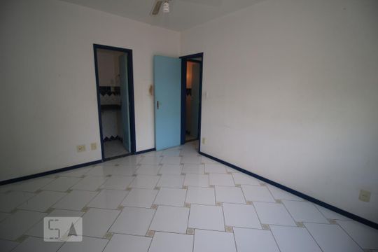 Suite de apartamento para alugar com 2 quartos, 80m² em Anil, Rio de Janeiro