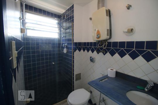 Banheiro da Suíte de apartamento para alugar com 2 quartos, 80m² em Anil, Rio de Janeiro