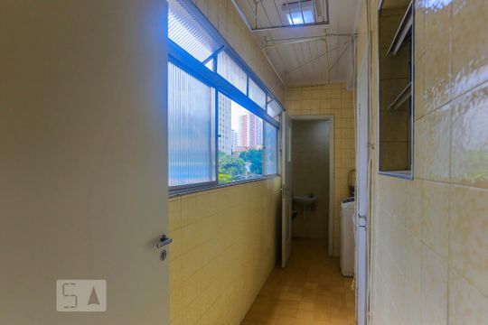 Corredor de Seviço de apartamento à venda com 2 quartos, 85m² em Vila Pompéia, São Paulo