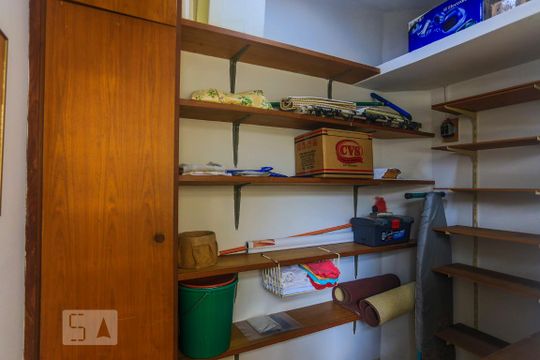 Quarto de Serviço de apartamento à venda com 2 quartos, 85m² em Vila Pompéia, São Paulo