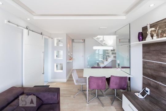 Sala de apartamento para alugar com 2 quartos, 144m² em Barra da Tijuca, Rio de Janeiro