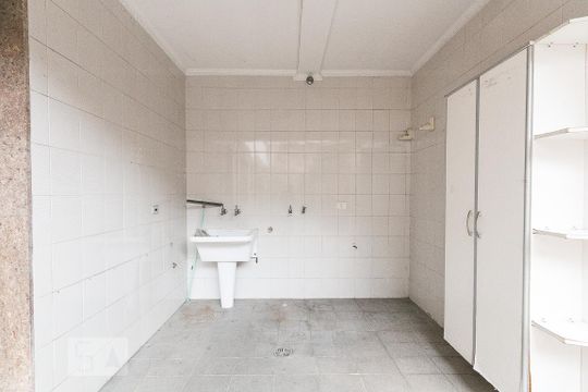 Área de serviço  de casa à venda com 7 quartos, 400m² em Vila Gumercindo, São Paulo
