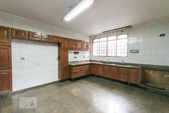 Cozinha  de casa à venda com 7 quartos, 400m² em Vila Gumercindo, São Paulo